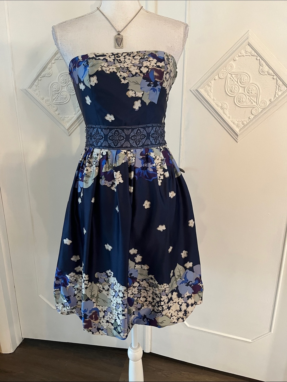 RW&CO. Navy Strapless Floral Cocktail Dress